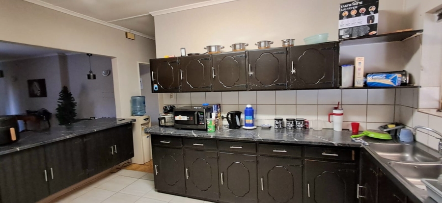 5 Bedroom Property for Sale in Retief Eastern Cape